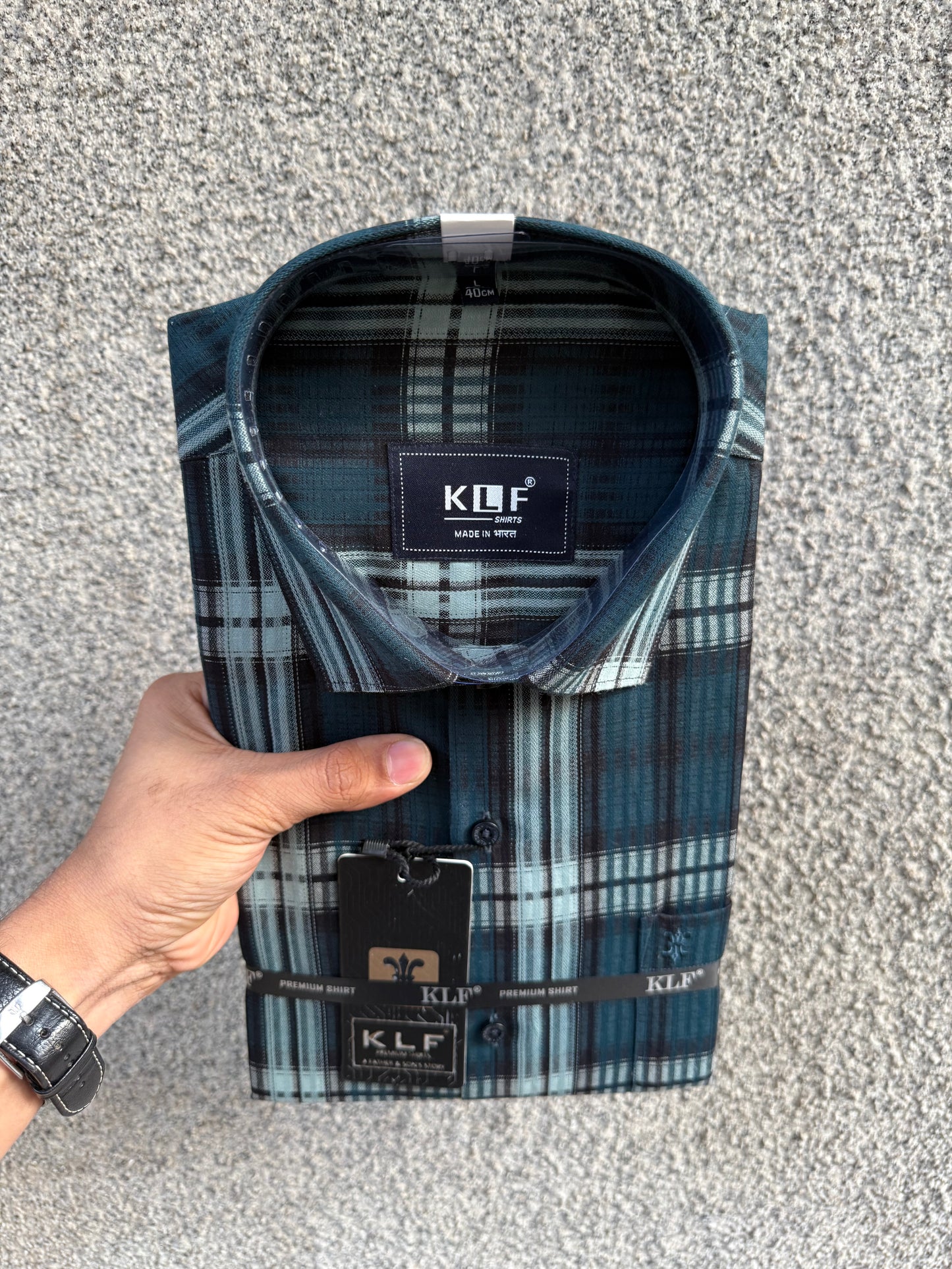 Peacock Feather Checks