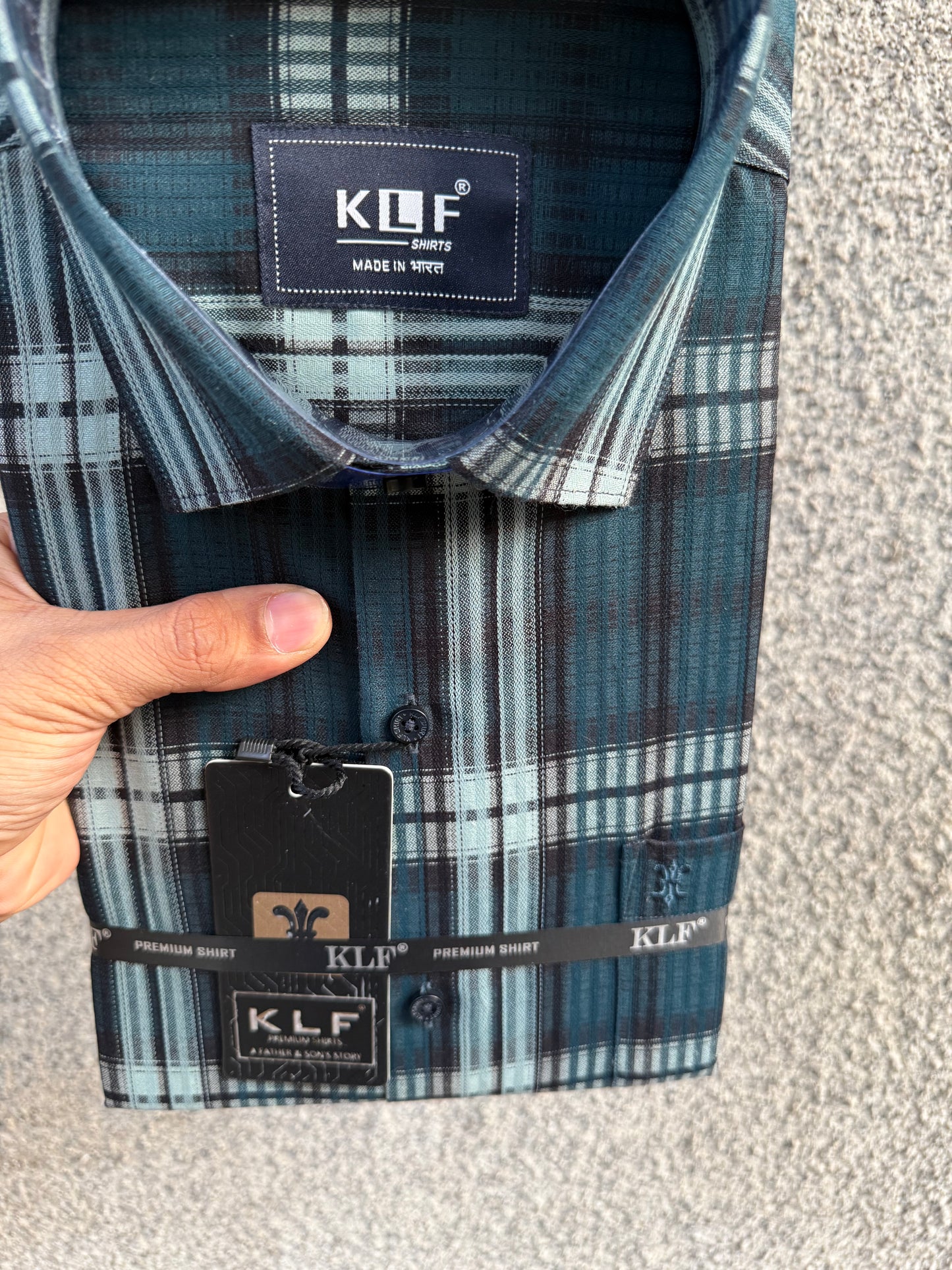 Peacock Feather Checks